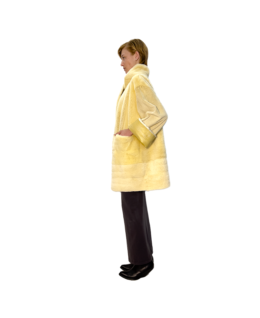 #1471 ‘CLARA 1.1’ REVERSIBLE EPILATED VANILLA MINK